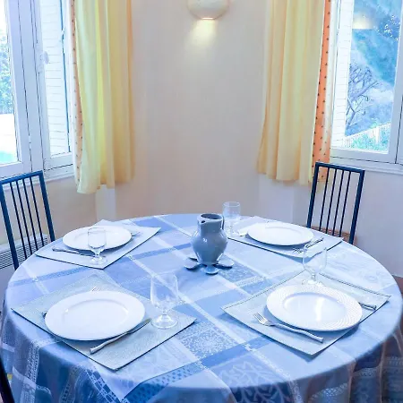 Apartamento Castel Haussmann-1 By Interhome *