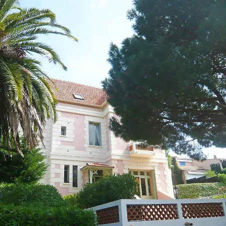 Castel Haussmann-1 By Interhome كافالير سور مير